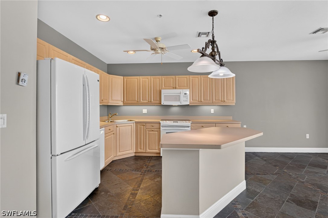 3 Bed Waterfront Home for Sale in River Place, photo 18