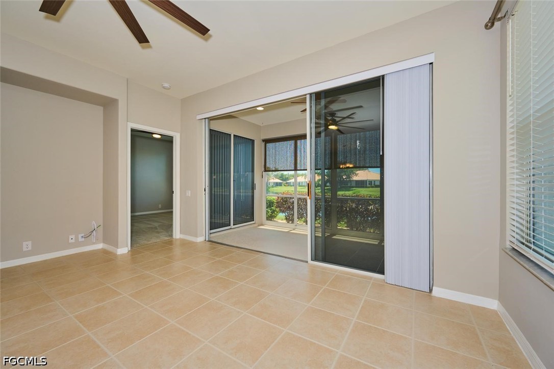 2 Bed Waterfront Home for Sale in Fort Myers, photo 18