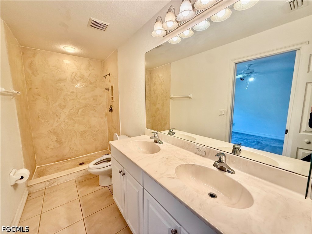 3 Bed SingleFamilyResidence for Sale in Lehigh Acres, photo 18