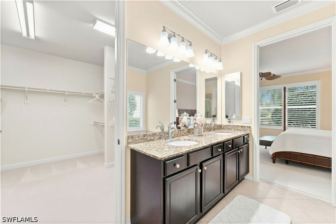 3 Bed Waterfront Home for Sale in Verona Walk, photo 18