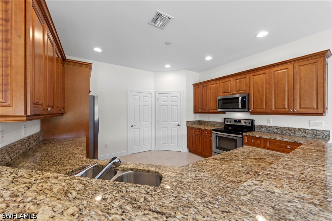 3 Bed Waterfront Home for Sale in Naples, photo 18