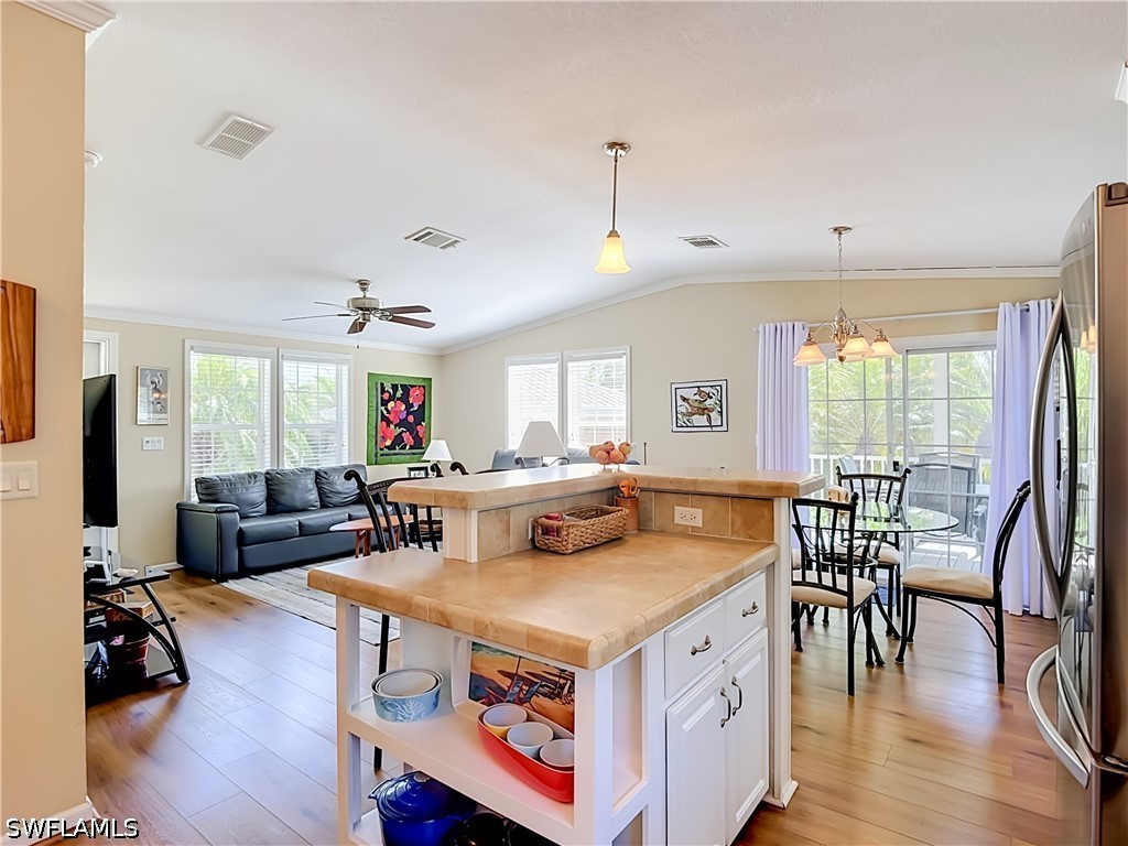 2 Bed ManufacturedHome for Sale in Fort Myers, photo 18