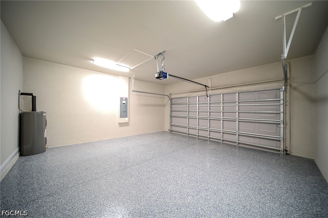 3 Bed SingleFamilyResidence for Sale in Lehigh Acres, photo 18