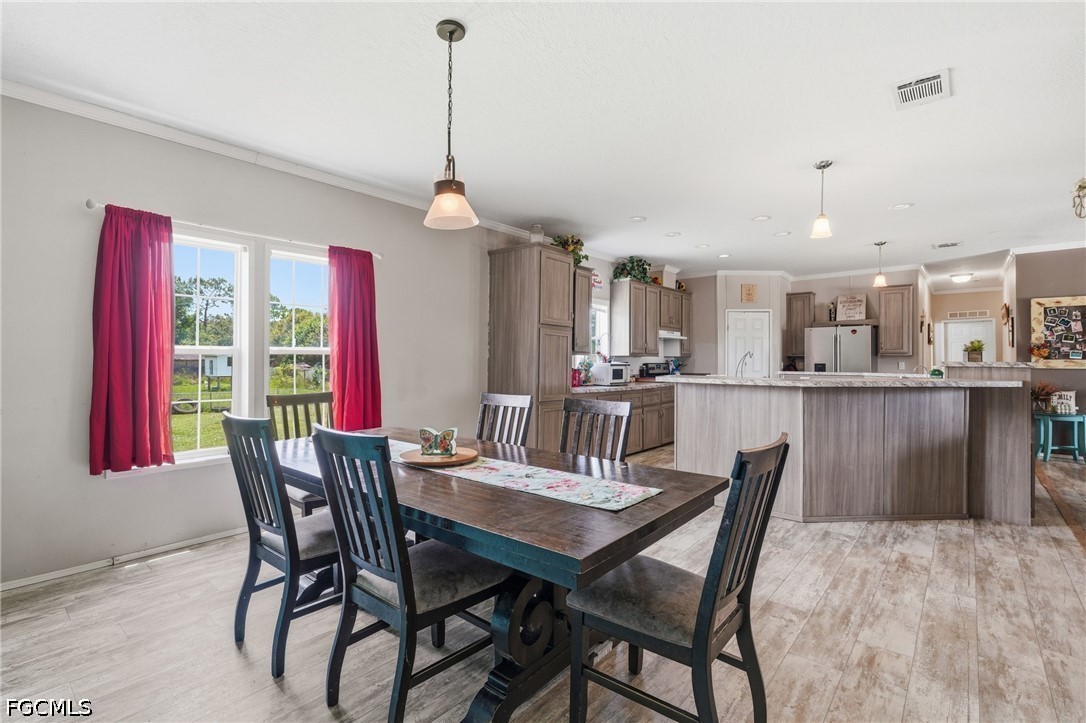 4 Bed ManufacturedHome for Sale in Labelle, photo 18