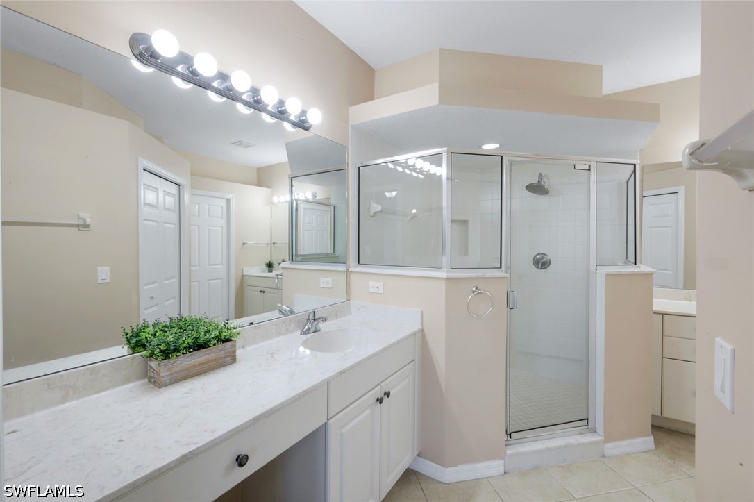 3 Bed Waterfront Home for Sale in Hunters Ridge, photo 18