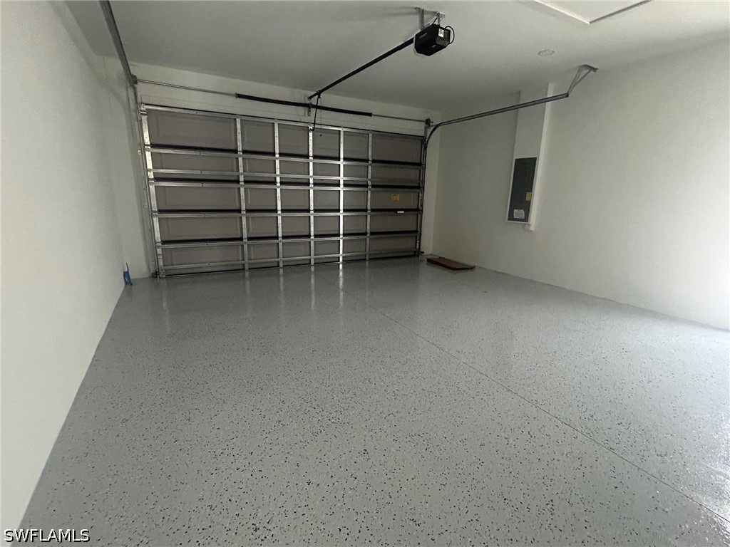 3 Bed SingleFamilyResidence for Sale in Naples, photo 18