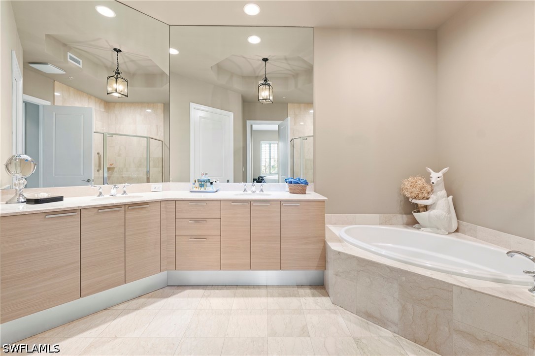 3 Bed Condominium for Sale in Estero, photo 18