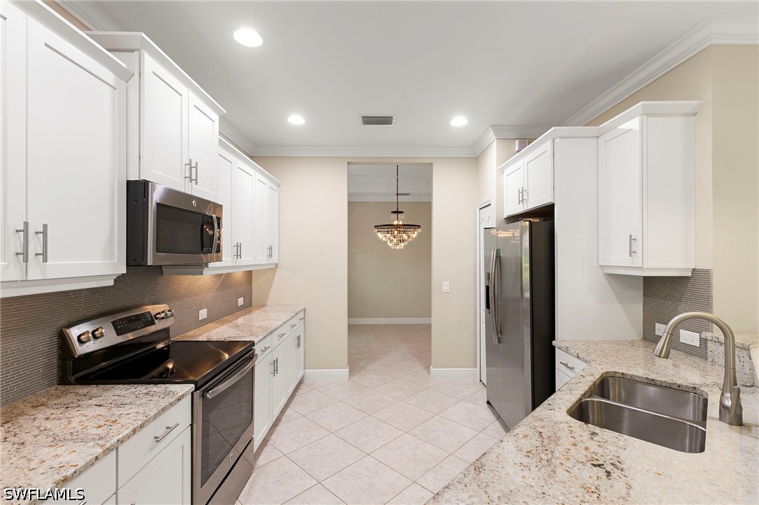 3 Bed SingleFamilyResidence for Sale in Naples, photo 18