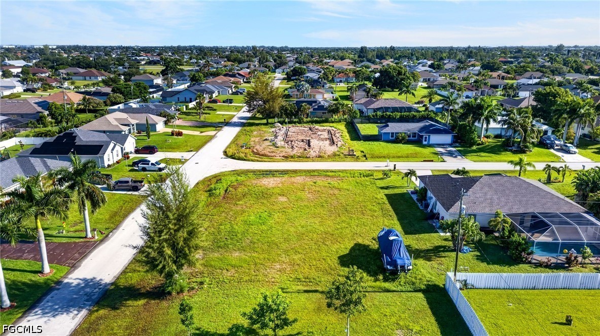 Residential for Sale in Cape Coral, photo 18