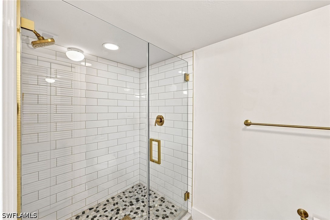 2 Bed Condominium for Sale in Country Glen, photo 18