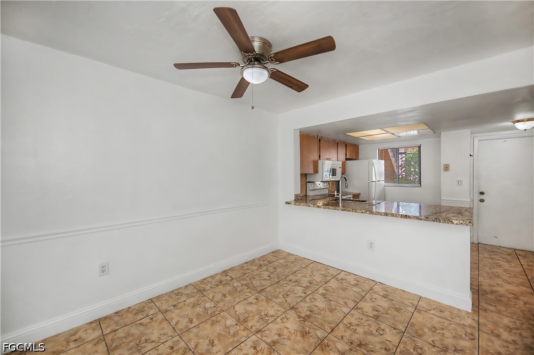 2 Bed Condominium for Sale in Fort Myers, photo 18