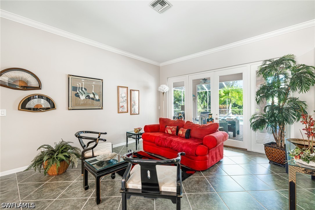 3 Bed Pool Home for Sale in Cedar Creek, photo 18