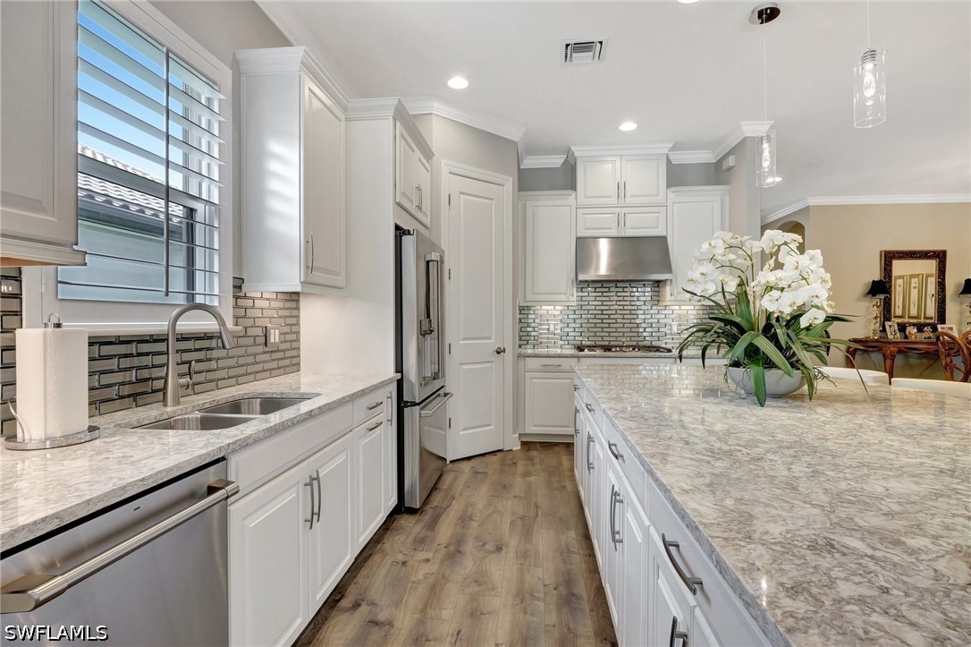 3 Bed Pool Home for Sale in Naples, photo 18