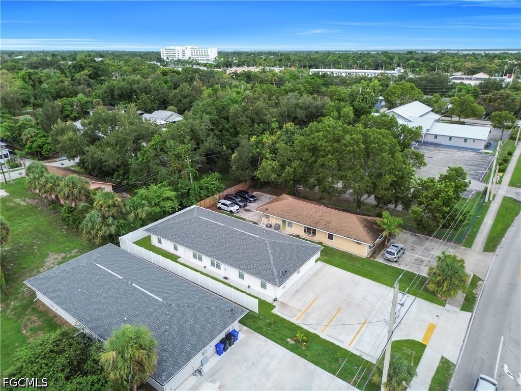 6 Bed Duplex for Sale in Fort Myers, photo 18