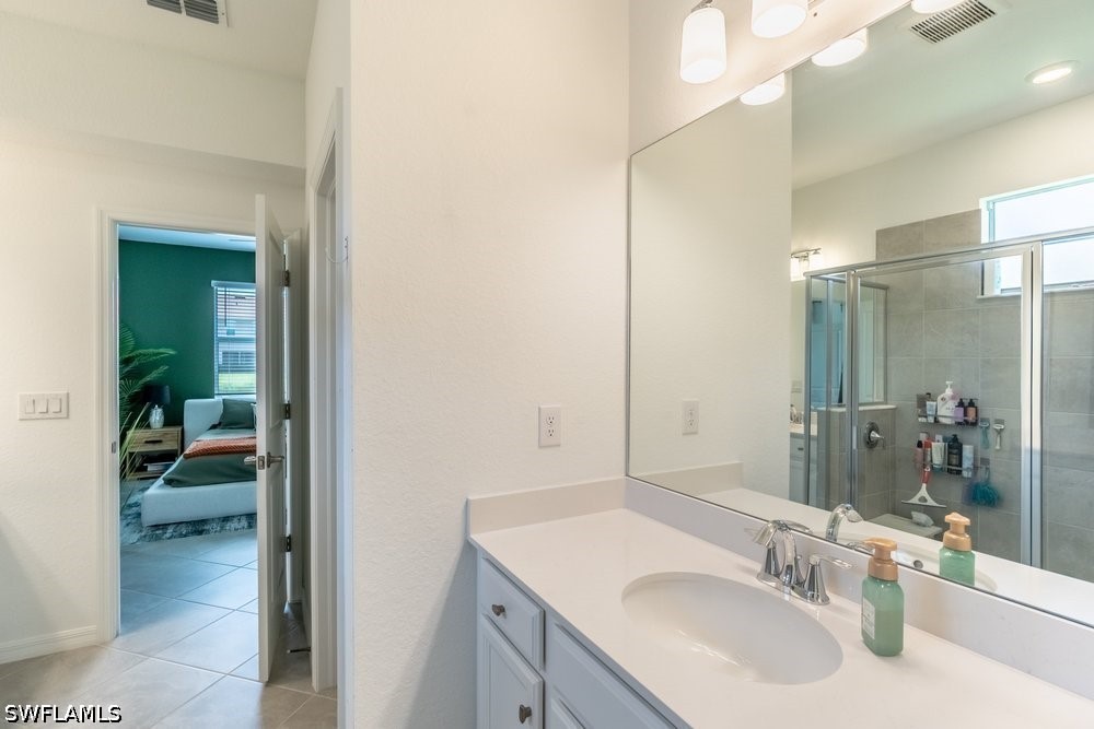 2 Bed Waterfront Home for Sale in Naples, photo 18