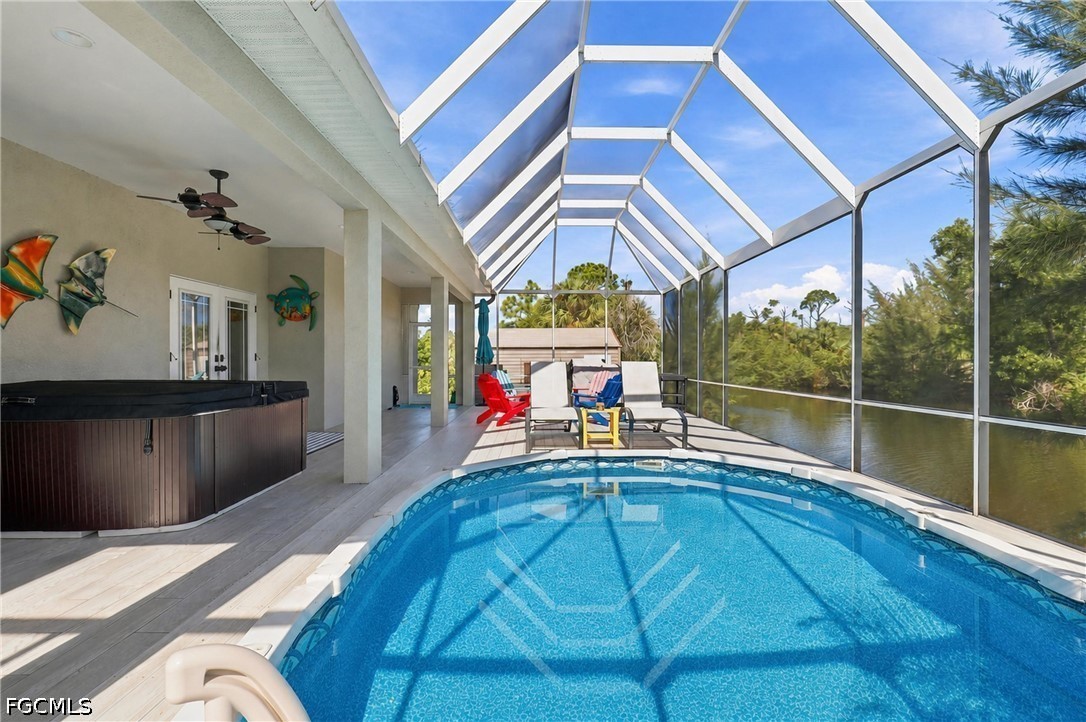 2 Bed Pool Home for Sale in St James City, photo 18