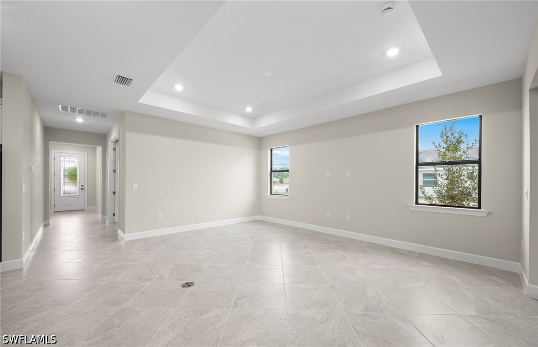 3 Bed Waterfront Home for Sale in Country Club, photo 18