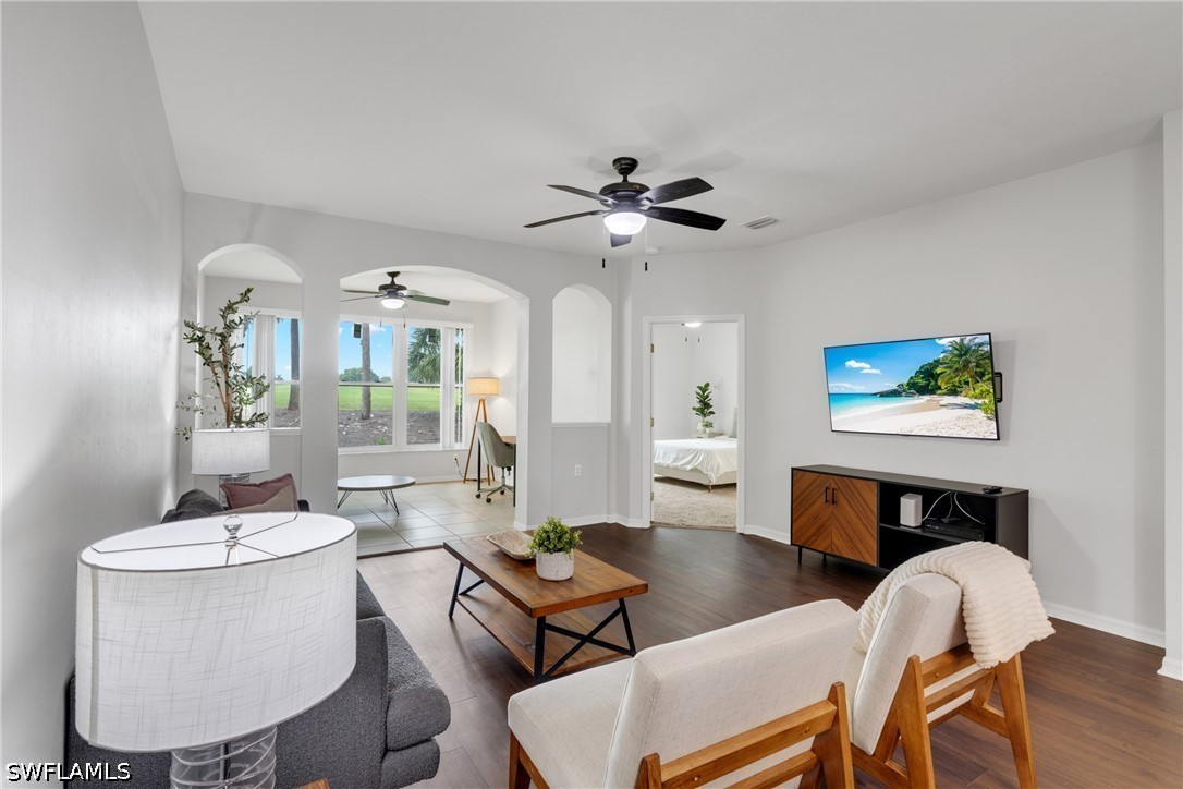 2 Bed Condominium for Sale in Naples, photo 18