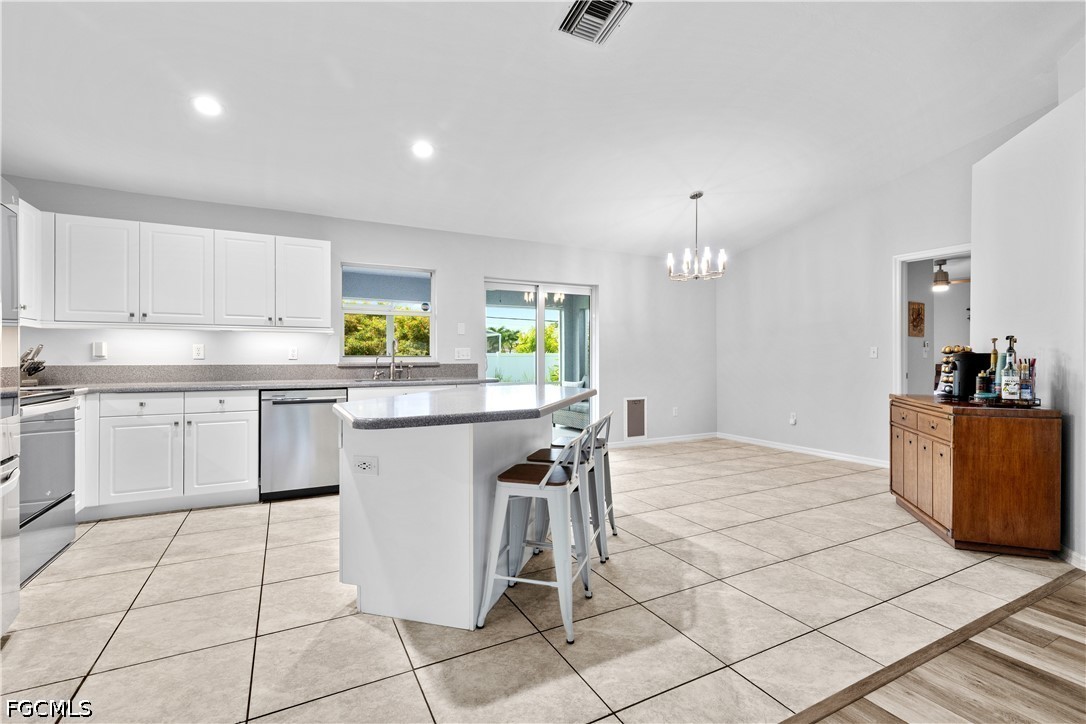 3 Bed SingleFamilyResidence for Sale in Cape Coral, photo 18