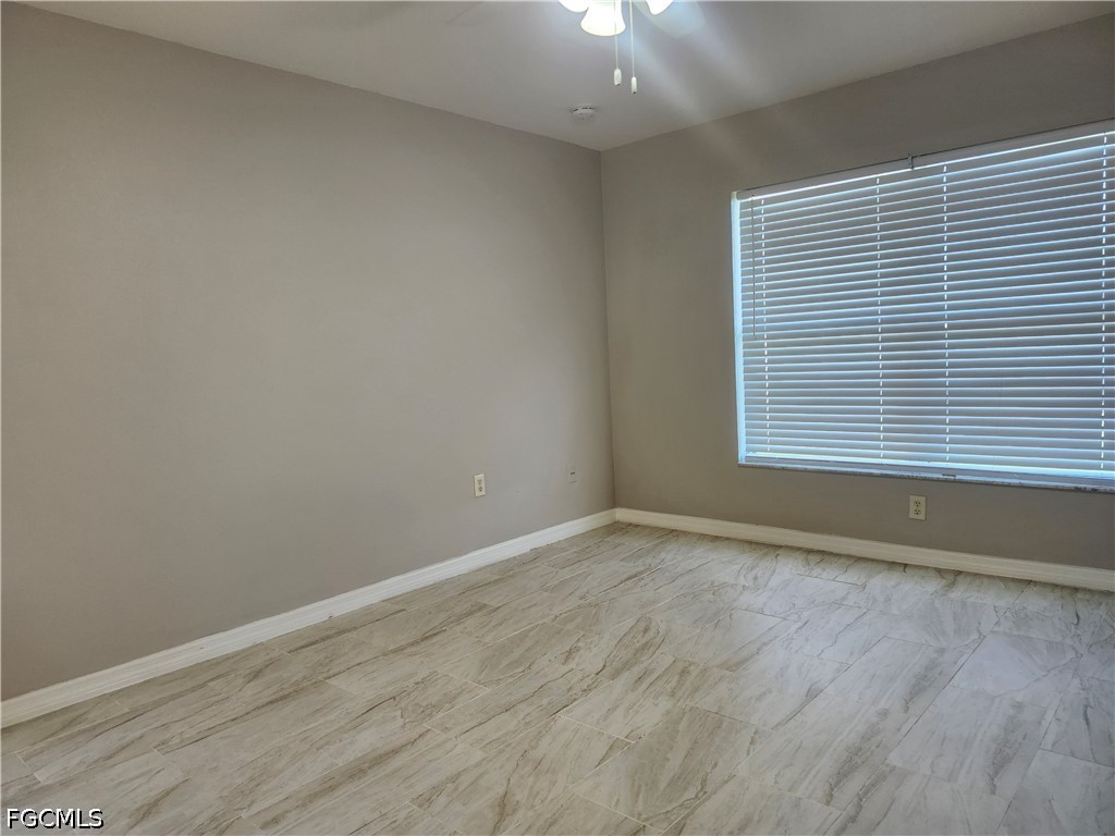4 Bed SingleFamilyResidence for Sale in Cape Coral, photo 18
