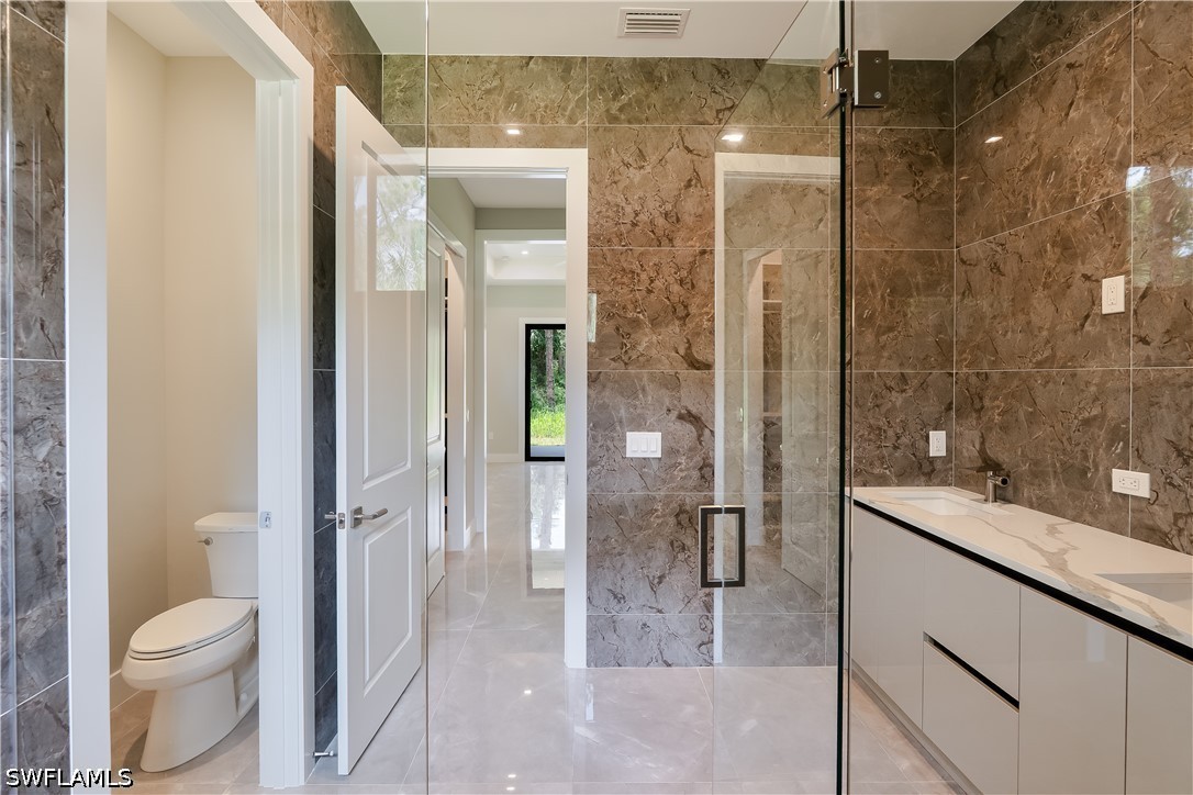 3 Bed SingleFamilyResidence for Sale in Naples, photo 18