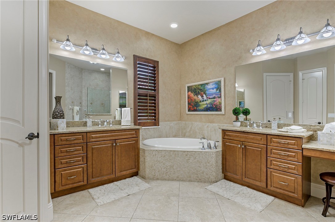 3 Bed Pool Home for Sale in Briarwood, photo 18