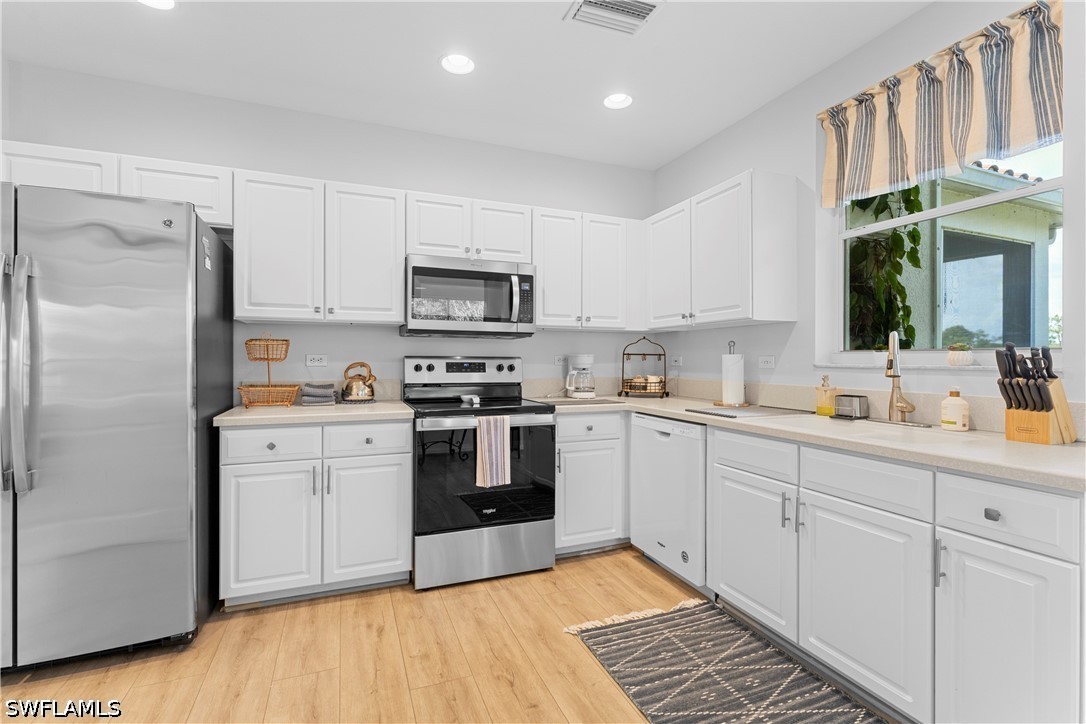 3 Bed Condominium for Sale in Naples, photo 18