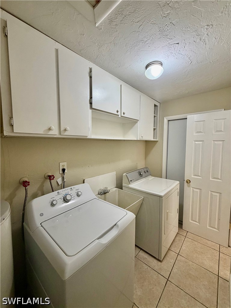 3 Bed SingleFamilyResidence for Sale in Naples, photo 18