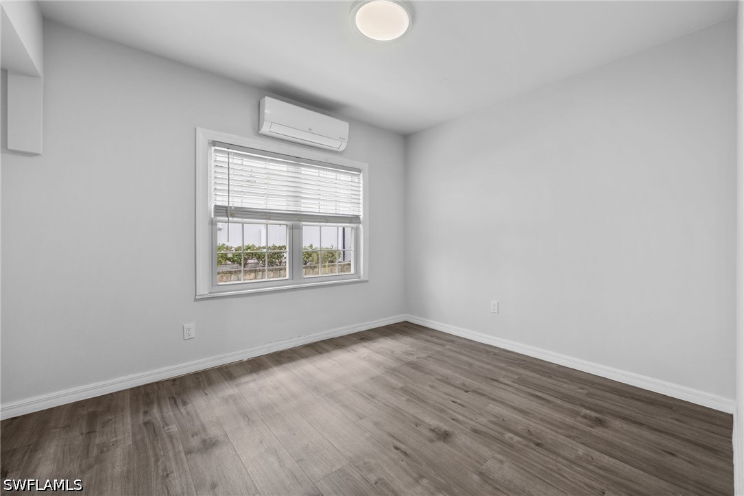 3 Bed SingleFamilyResidence for Sale in Naples, photo 18