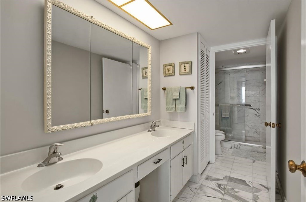 2 Bed Waterfront Home for Sale in Naples, photo 18