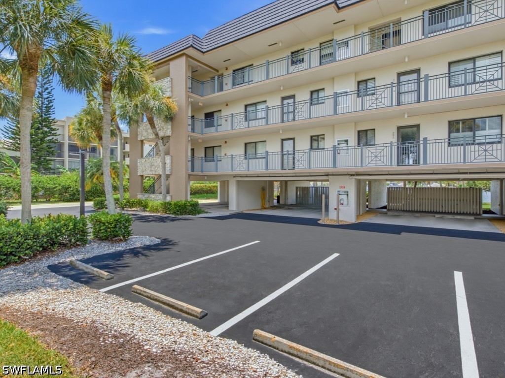 2 Bed Waterfront Home for Sale in Marco Island, photo 18
