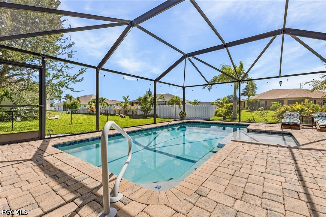 3 Bed Pool Home for Sale in Cape Coral, photo 18