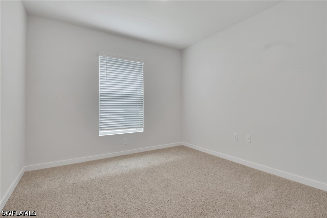 3 Bed SingleFamilyResidence for Sale in Avalon, photo 18