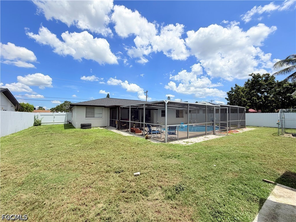 3 Bed Pool Home for Sale in Cape Coral, photo 18