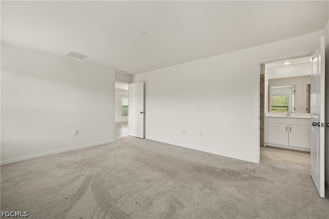 4 Bed SingleFamilyResidence for Sale in Crane Landing, photo 18
