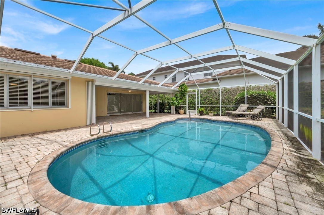 3 Bed Pool Home for Sale in Moorings, photo 18