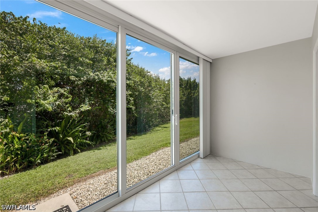 2 Bed Waterfront Home for Sale in Naples, photo 18