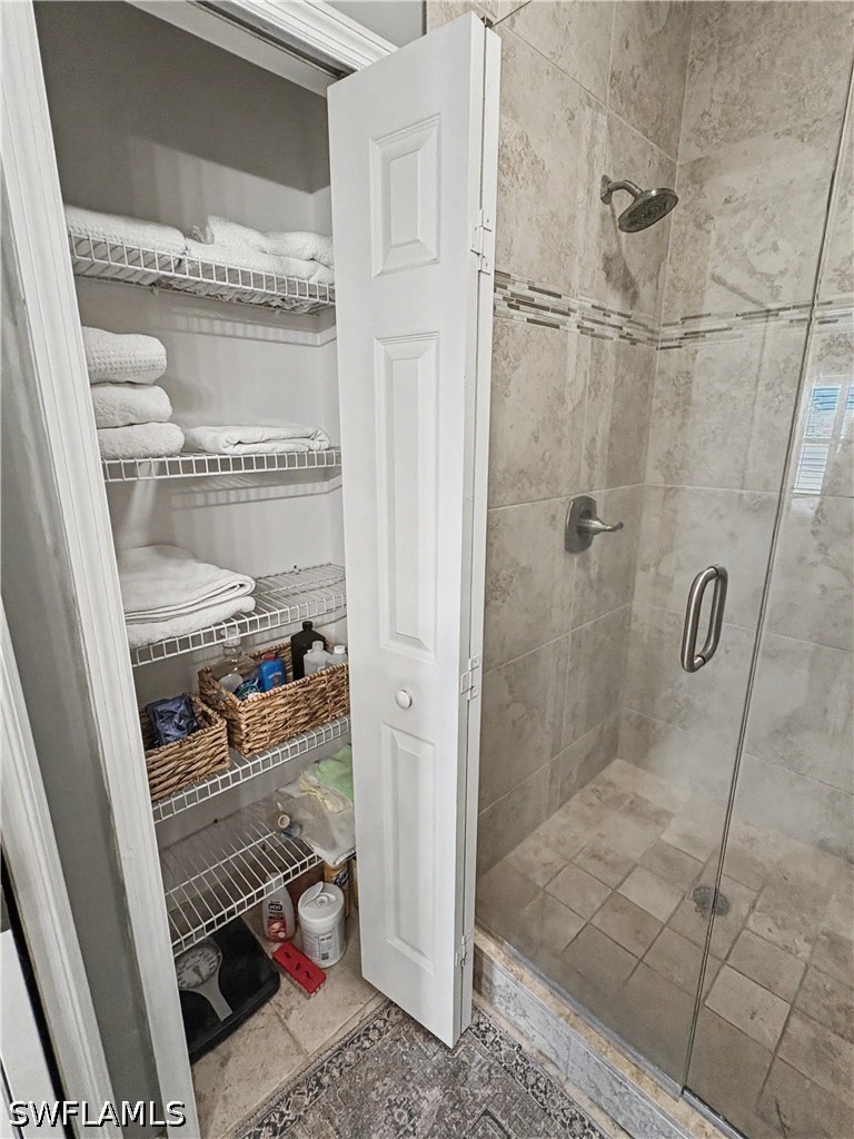 2 Bed Condominium for Sale in Naples, photo 18