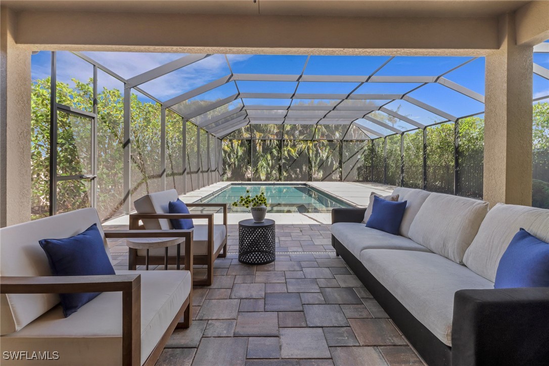 5 Bed Pool Home for Sale in Marbella Isles, photo 19