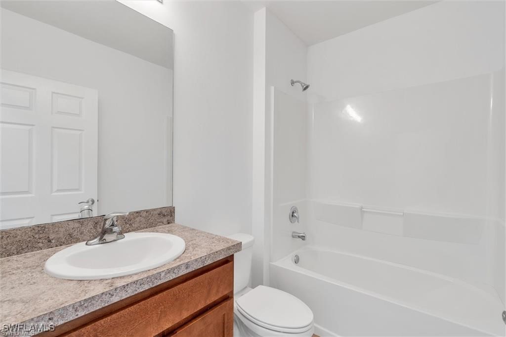 3 Bed SingleFamilyResidence for Sale in Entrada, FL — photo 19