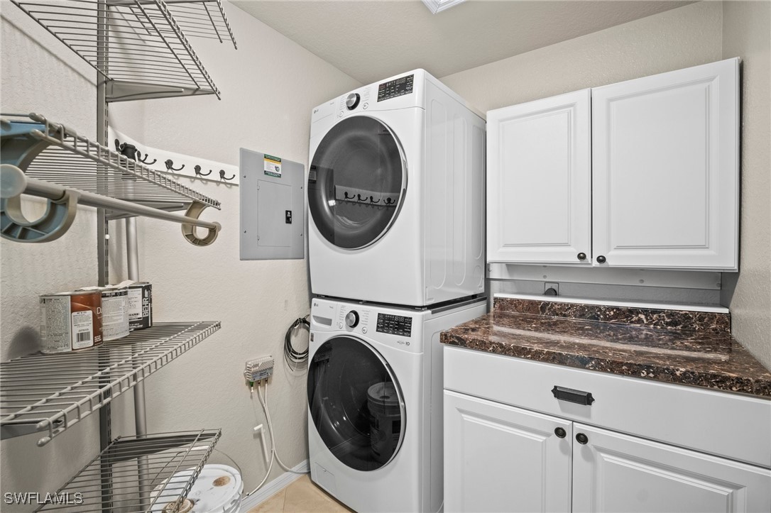 2 Bed Waterfront Home for Sale in Naples, photo 19