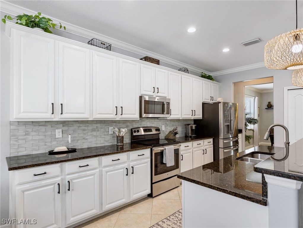 5 Bed Pool Home for Sale in Estero, photo 19