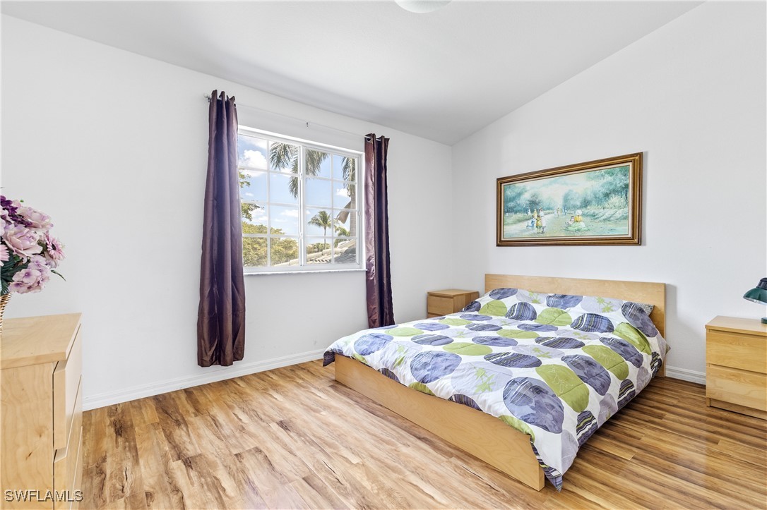2 Bed Waterfront Home for Sale in Fort Myers, photo 19