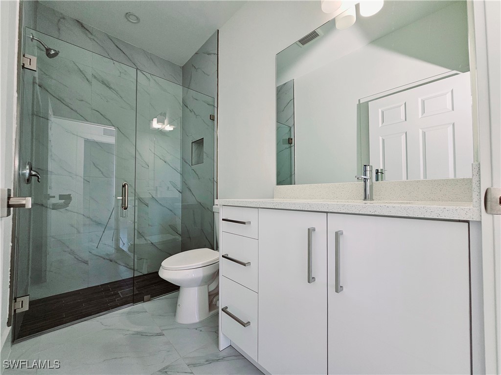 6 Bed Duplex for Sale in Lehigh Acres, photo 19