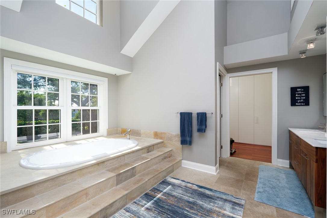 4 Bed Pool Home for Sale in Shell Harbor, photo 19
