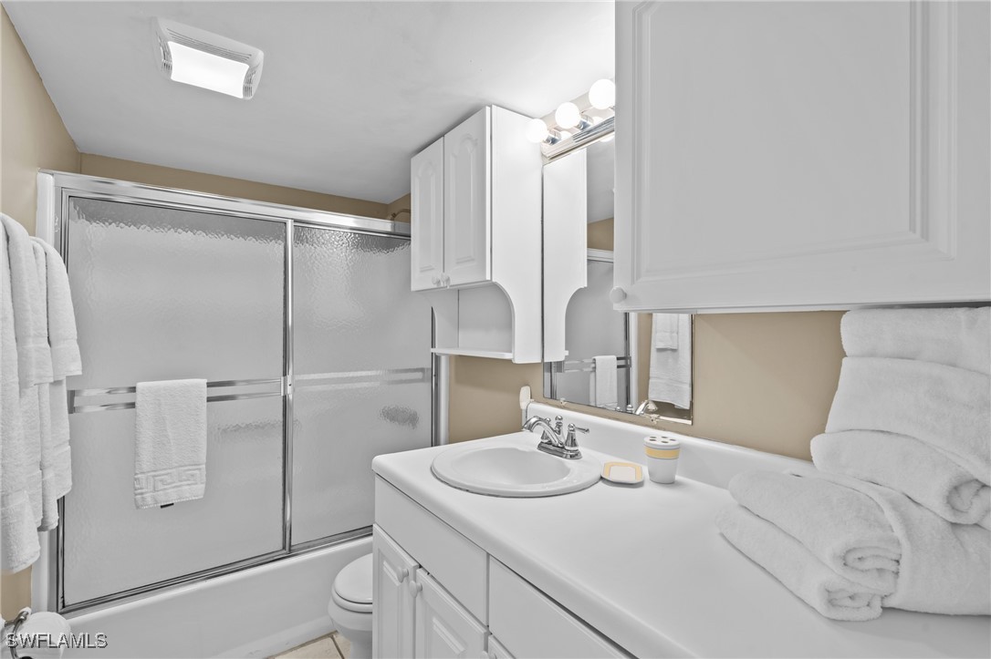 1 Bed Waterfront Home for Sale in Beach And Tennis Club, photo 19