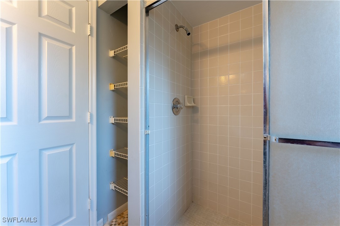 3 Bed SingleFamilyResidence for Sale in Port Labelle, FL — photo 19