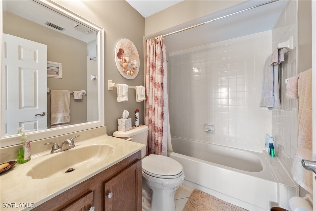 2 Bed Waterfront Home for Sale in Cape Coral, photo 19