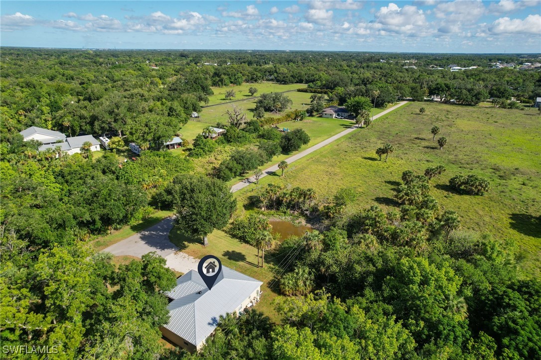 2 Bed SingleFamilyResidence for Sale in Buckingham, FL — photo 19