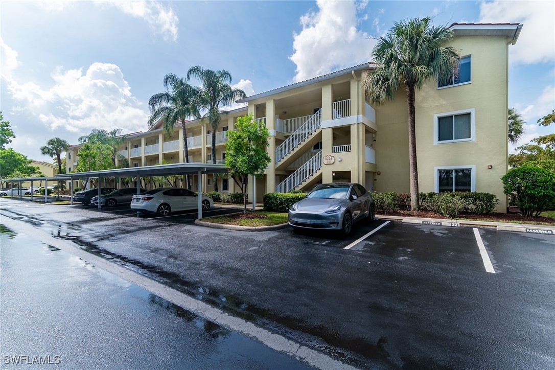 2 Bed Condominium for Sale in Naples, photo 19